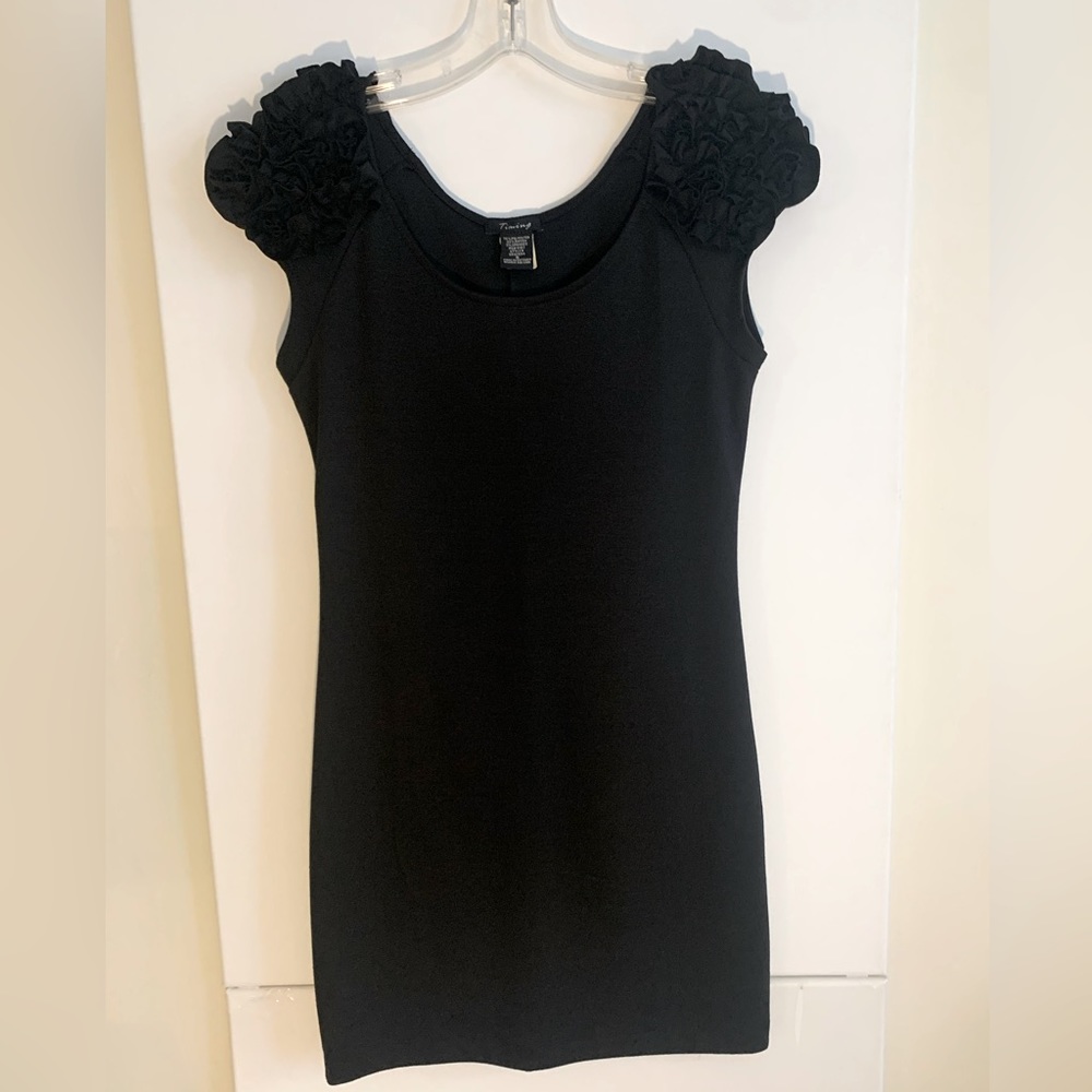 Timing Sleeveless Dress with Ruffles Size S